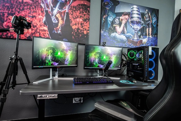 New gaming computer with aftermarket cpu cooler and leds